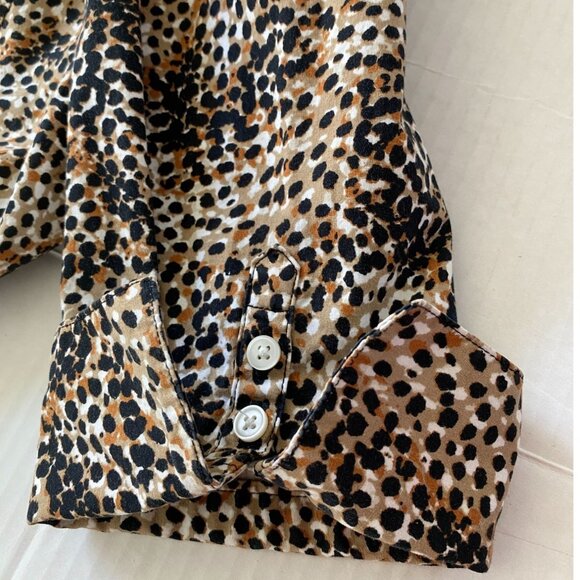Kim Rogers Womens Cotton/Spandex Button-Up Blouse Size M Mobwife Animal Print - Picture 9 of 9